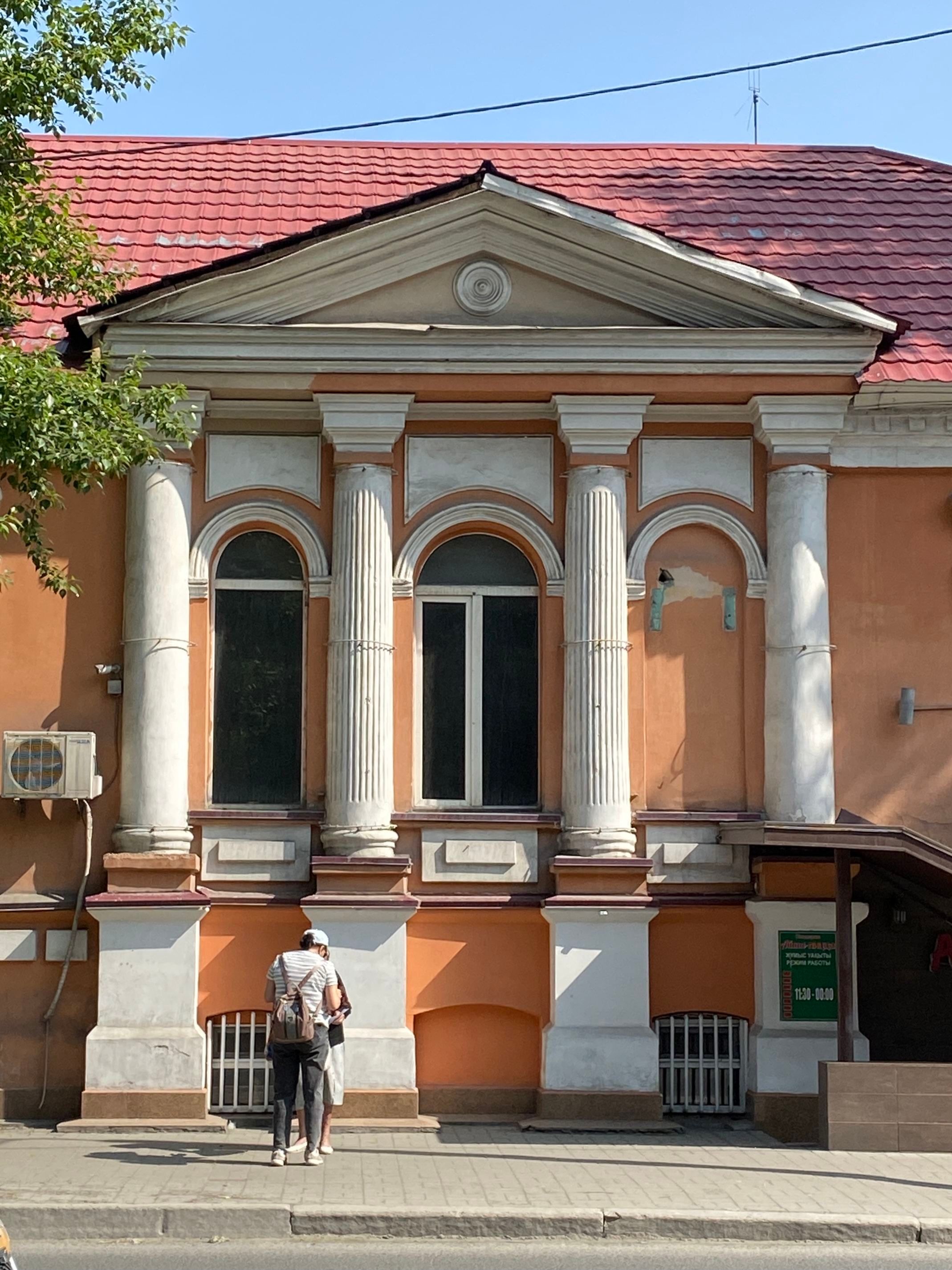 ландшафты (это здание снесли к сожалению в этом году).jpg
