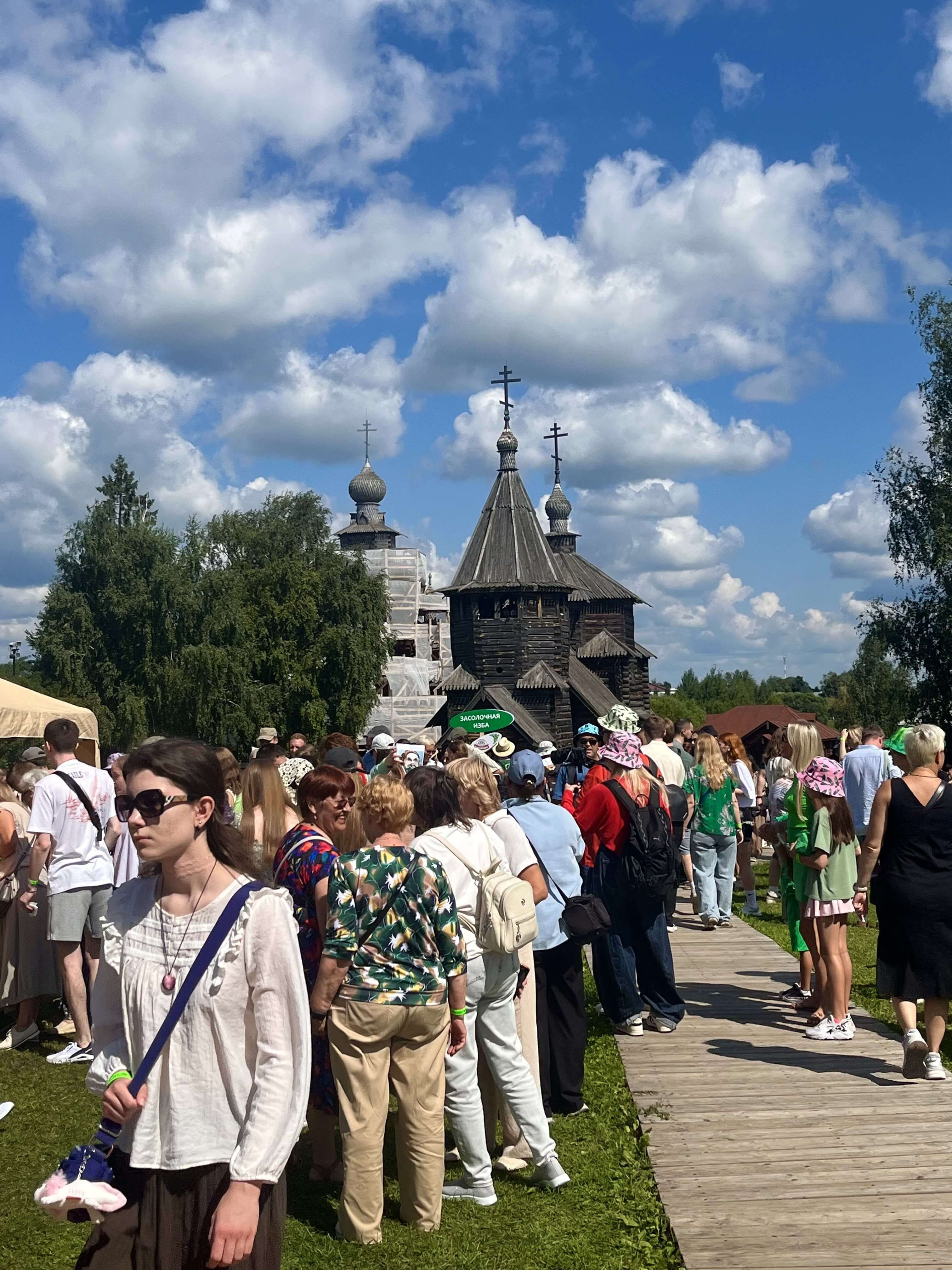 День огурца в Суздале