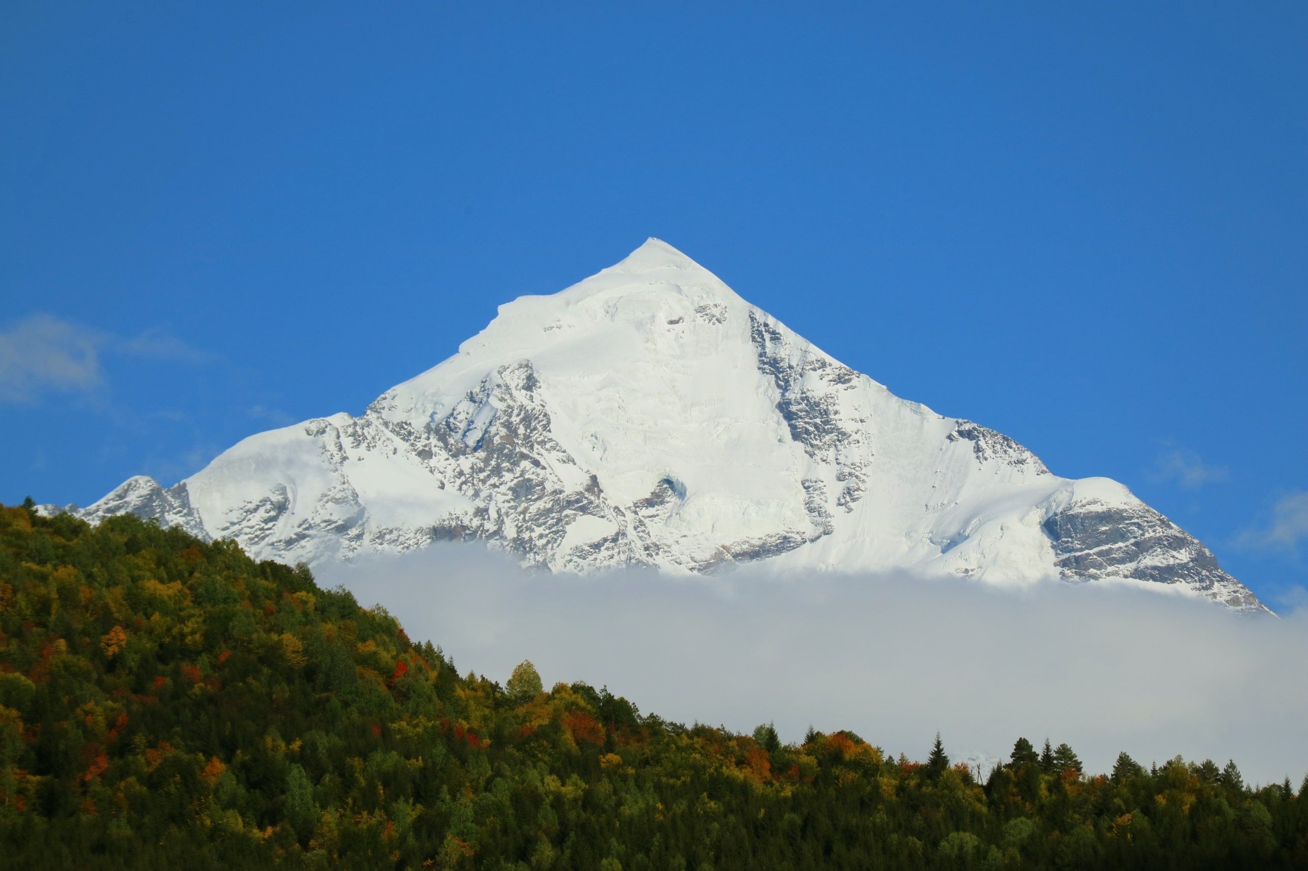 03-mountain-peak.jpg