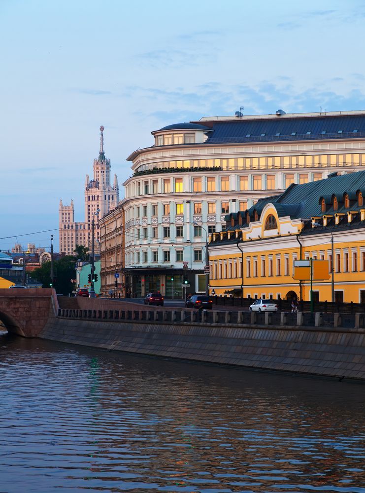 Вид на Москву с реки