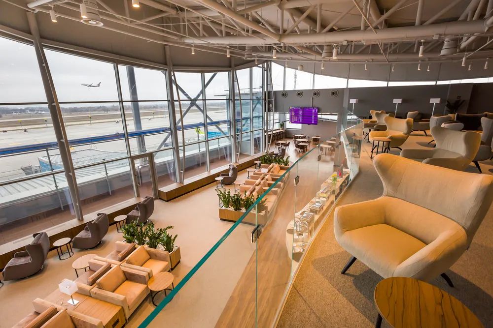 Что такого в этом VIP-зале аэропорта и как туда попасть