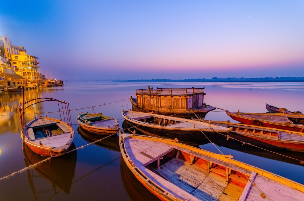 Закат и лодки