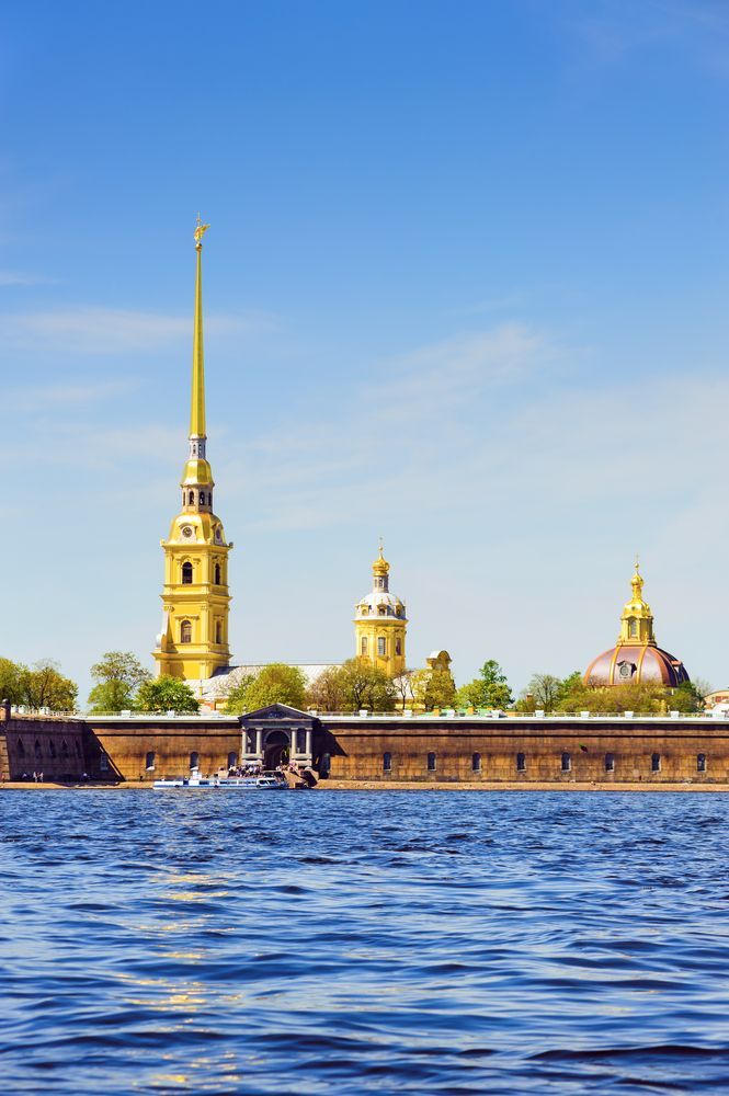 Петропавлавская крепость в Санкт-Петербурге