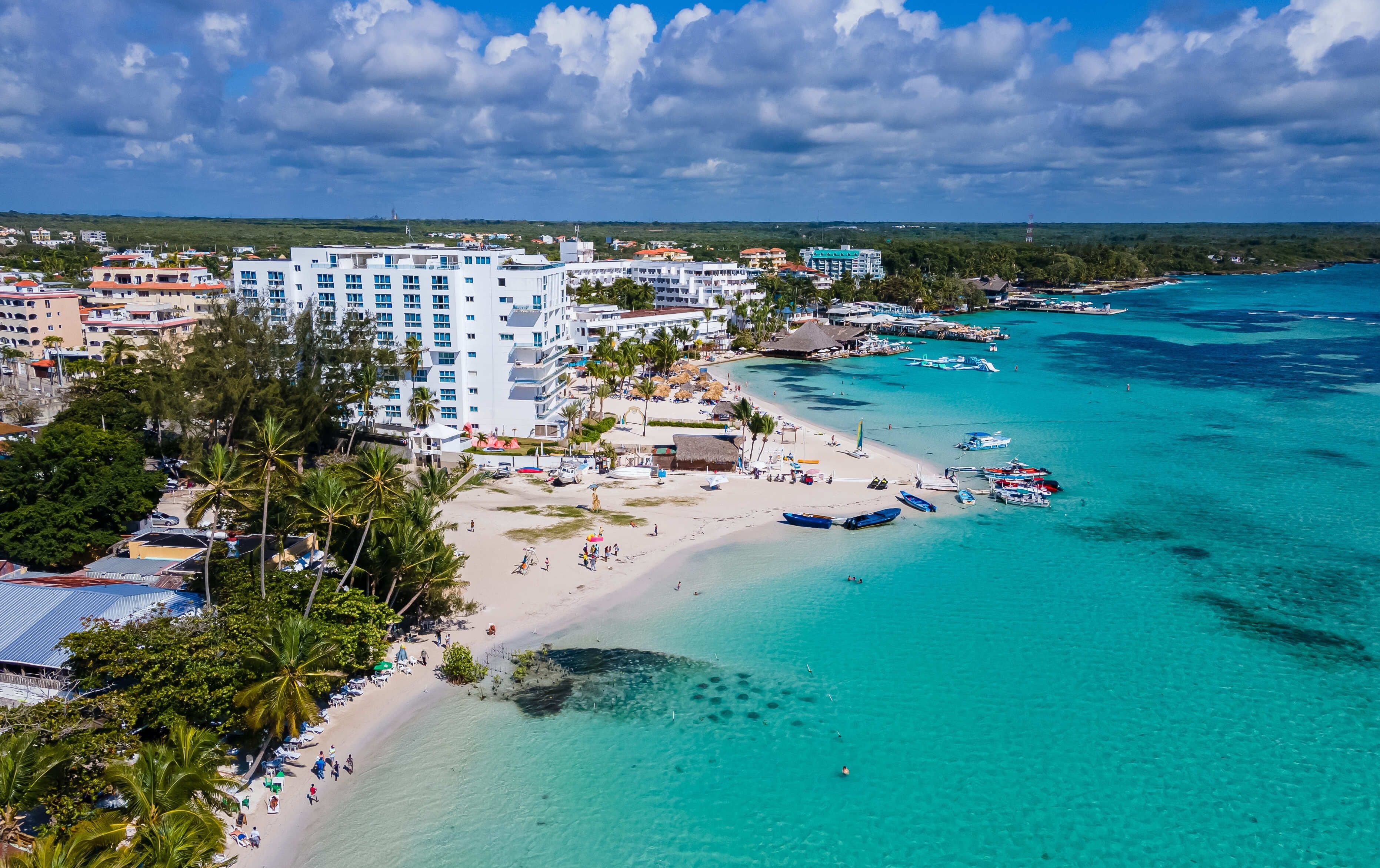 shutterstock_2207805309 (1) (1).jpg