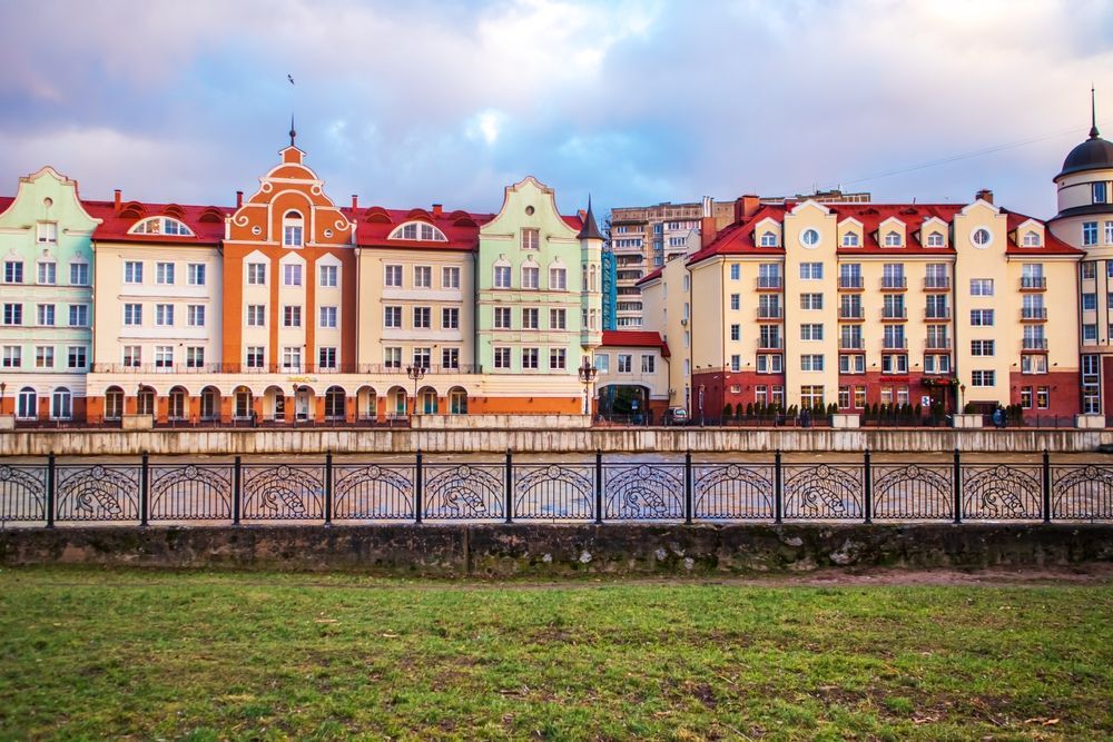 Разноцветные домики