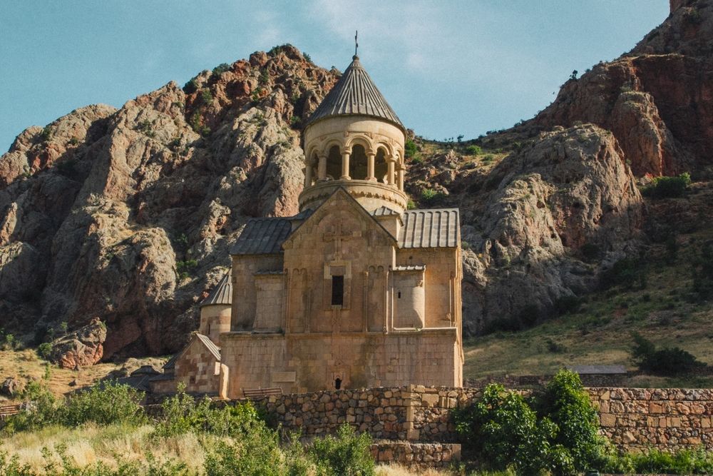 Алиса в стране Ереван: сколько стоит поездка в Армению на двоих