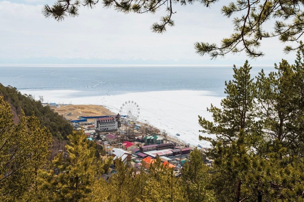 Листвянка, озеро Байкал