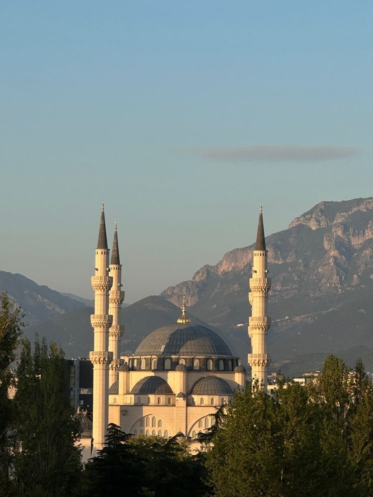 Мечеть в Тиране