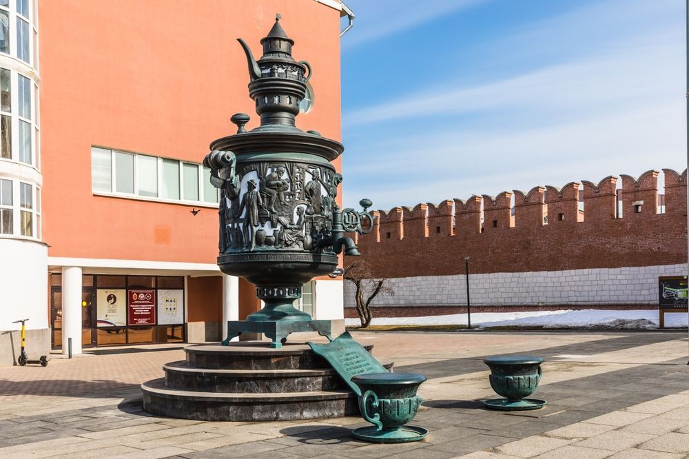 Памятник самовару в Туле