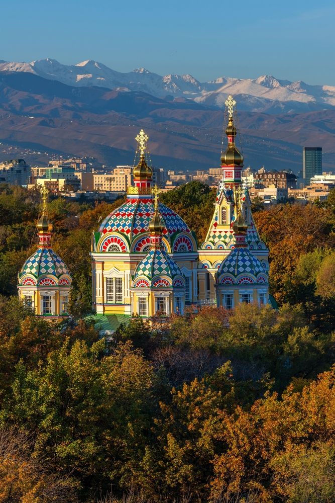 Вознесенский кафедральный собор в Алматы