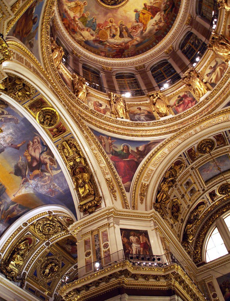 Исаакиевский собор в Санкт-Петербурге