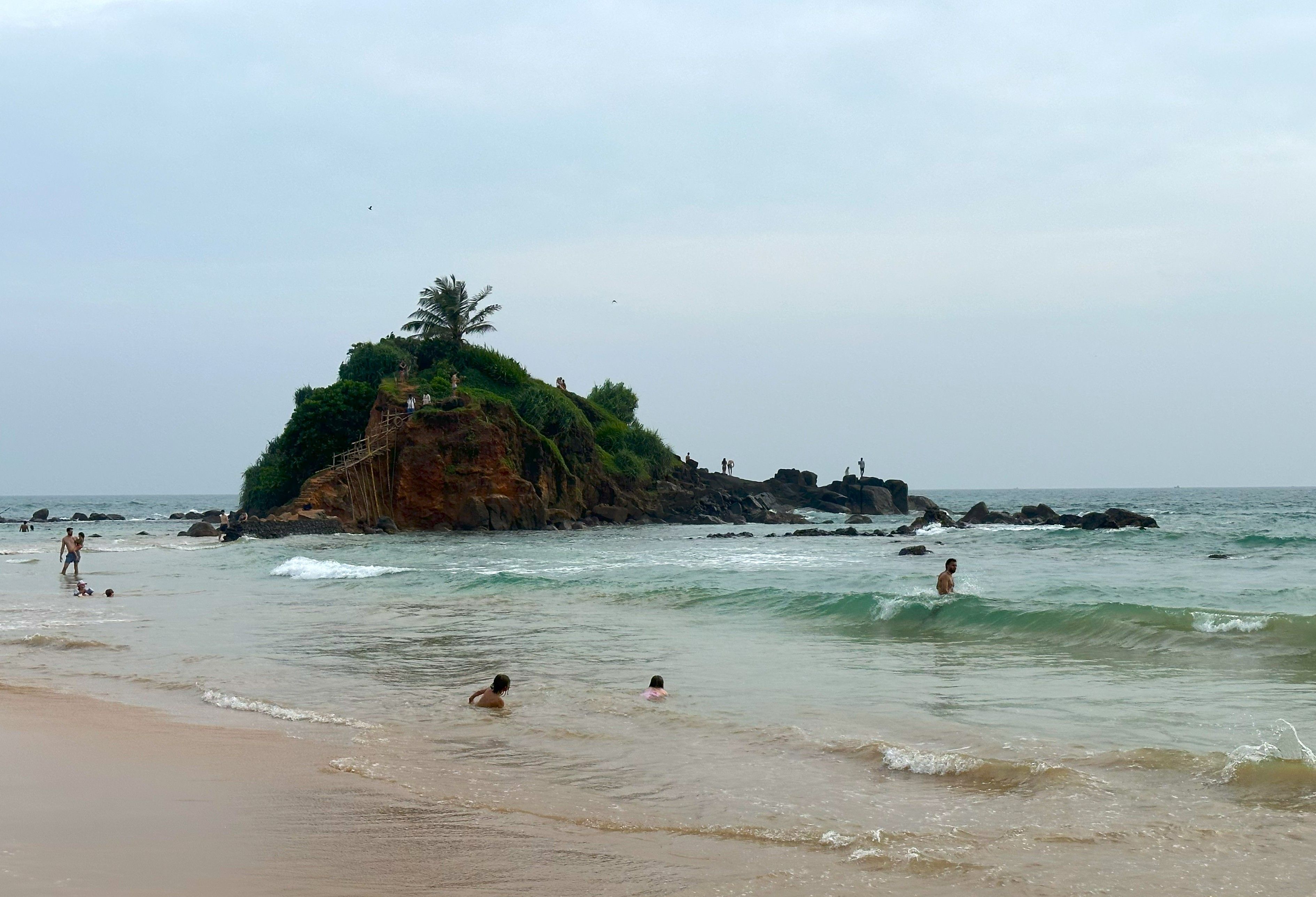 uz шри ланка 05 2025 (10).jpg