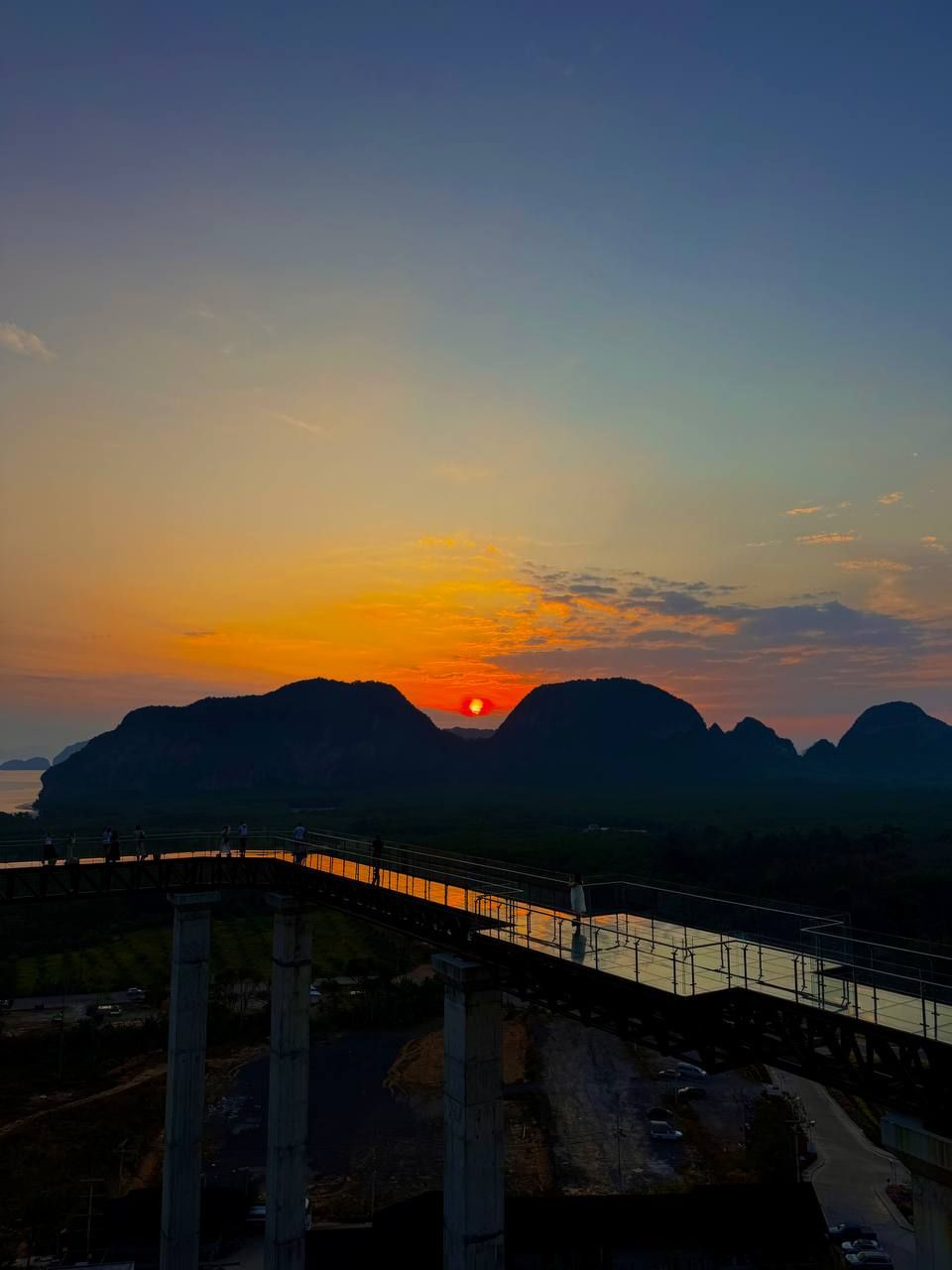 Восход на Beyond Skywalk Таиланд