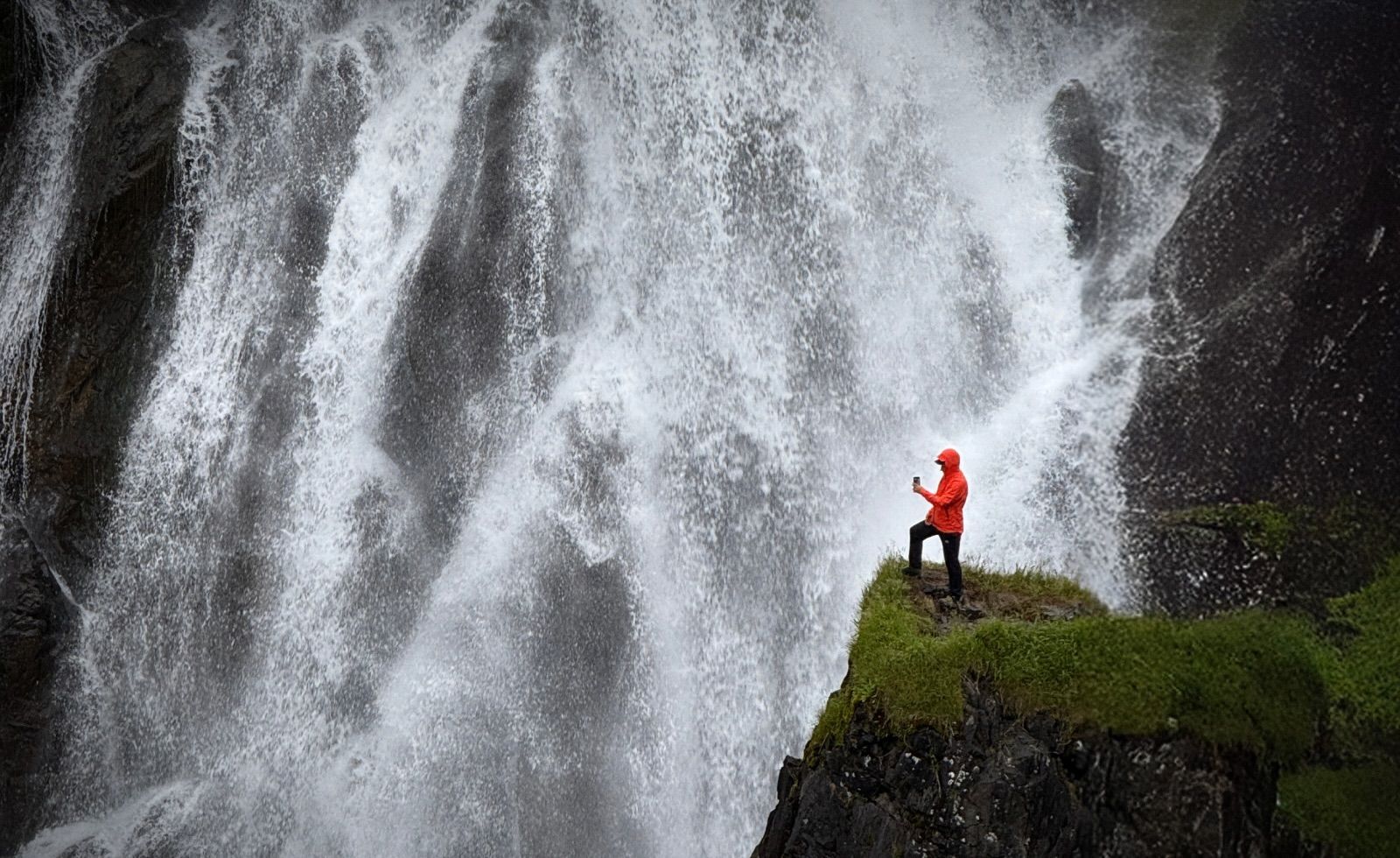 Не только горы и степь: 5 водопадов Казахстана, ради которых стоит сорваться с места